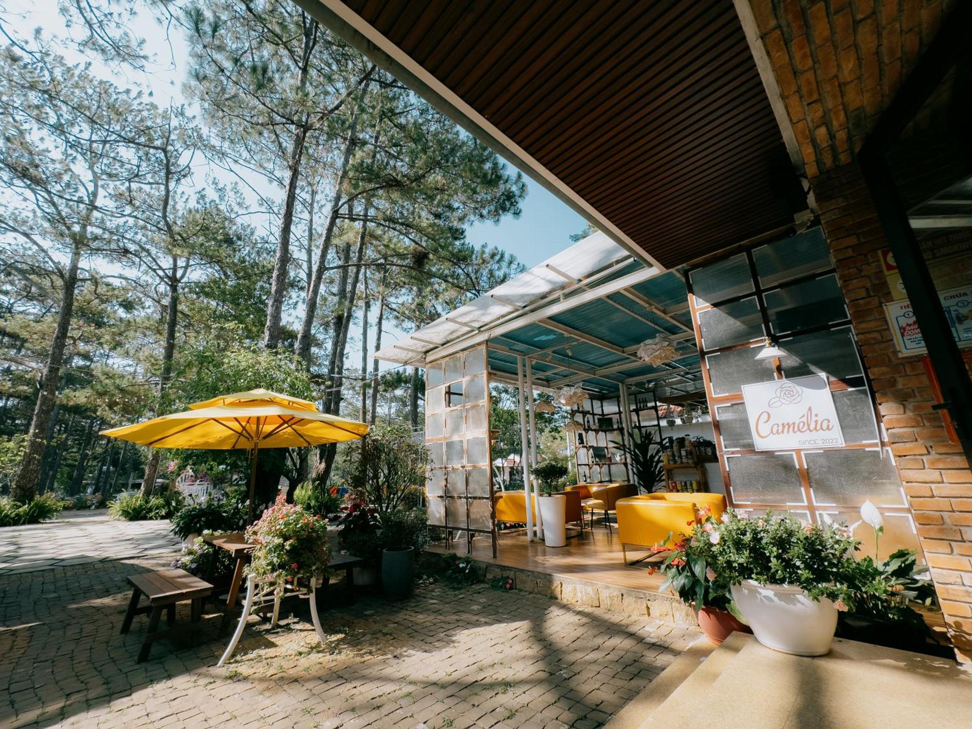Camelia Coffee & Homestay Kon Von Kla Exterior photo